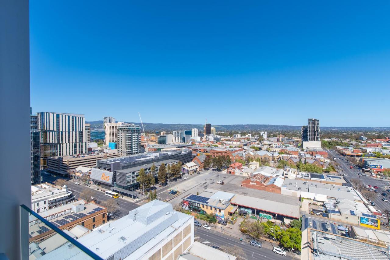 Aparthotel Vision On Morphett Adelaide Central Exterior foto